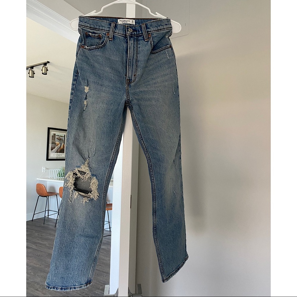 Abercrombie & Fitch 90’s Straight Ultra High Rise